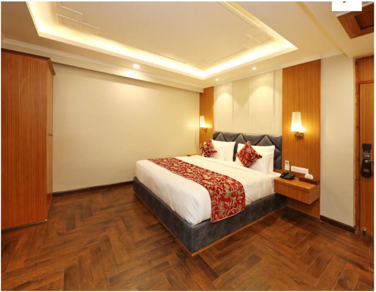 Hotel Blanco Srīnagar Kültér fotó